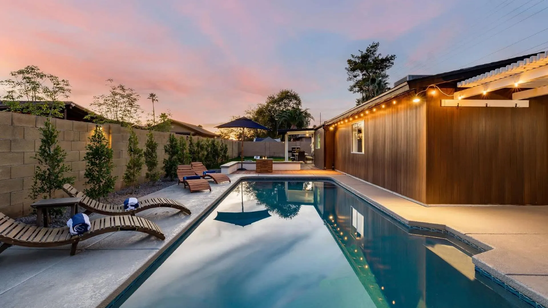 Modern Cactus Home - Luxe With Spa-Baths Pool & Firepit Феникс